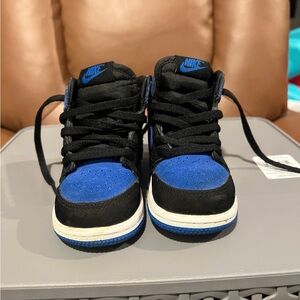 Nike Kids' Sneakers in Black and Blue